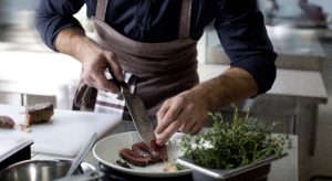 「おいしそう！」見た目にもおいしいと思える、ご高齢者の施設のお食事