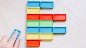 食欲をそそるのは何色？食欲増進と色について考える！