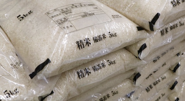 政府備蓄米、社員食堂や施設でも使用へ?中小給食会社の現状と課題とは?